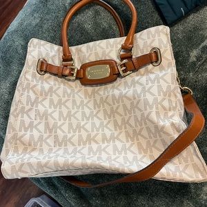Signature MK purse